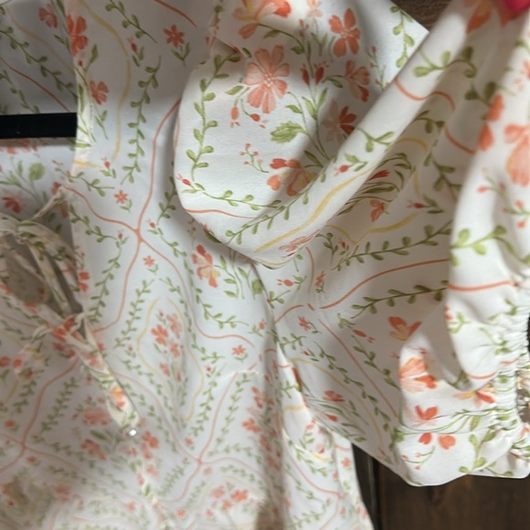 Floral Puff Sleeve Top - Cream and Orange - Picture 3 of 5